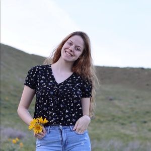 Meet your Posher, Jocelyn